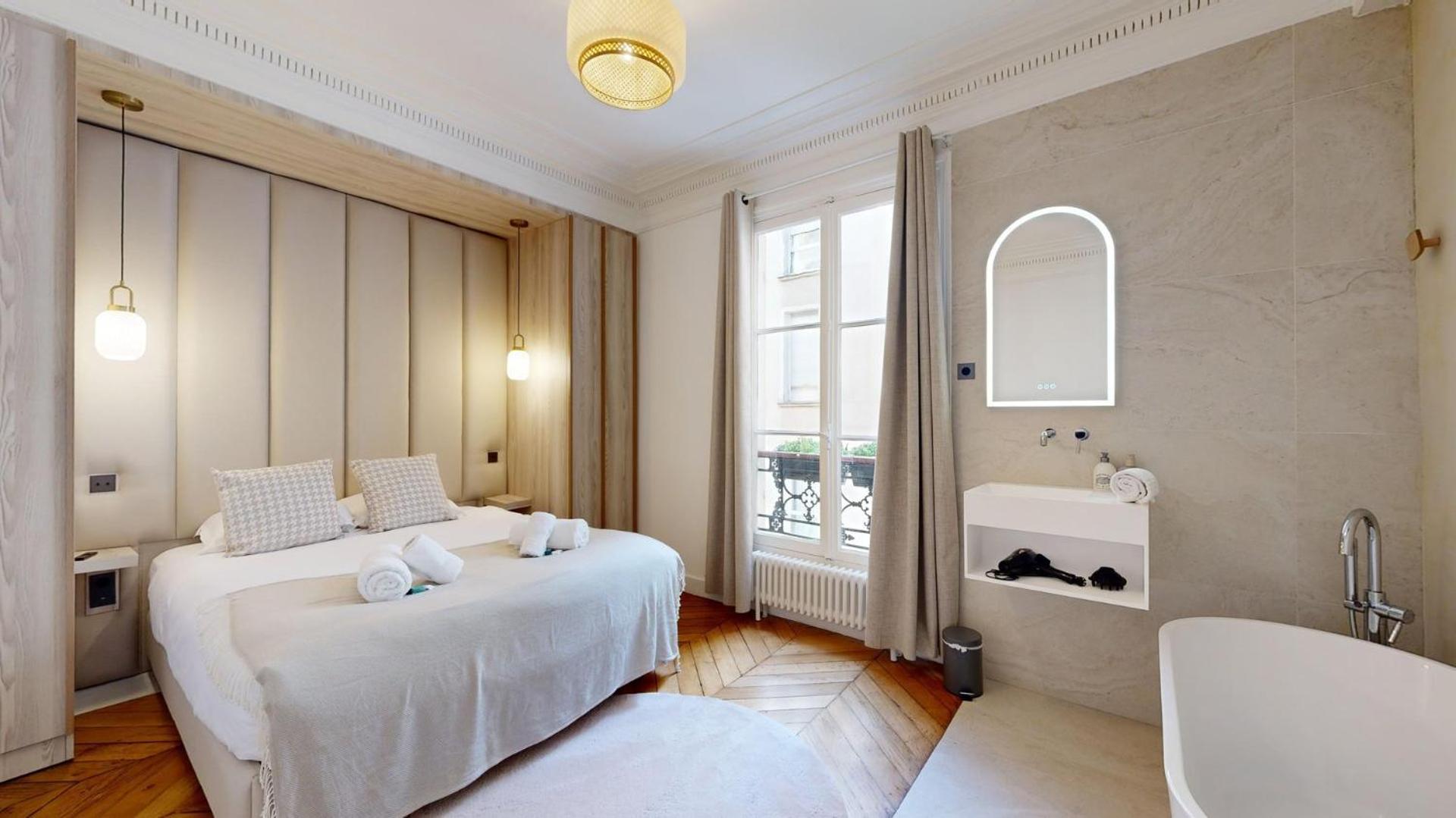 358 Suite Madeleine - Superbe Appartement A Paris Eksteriør billede
